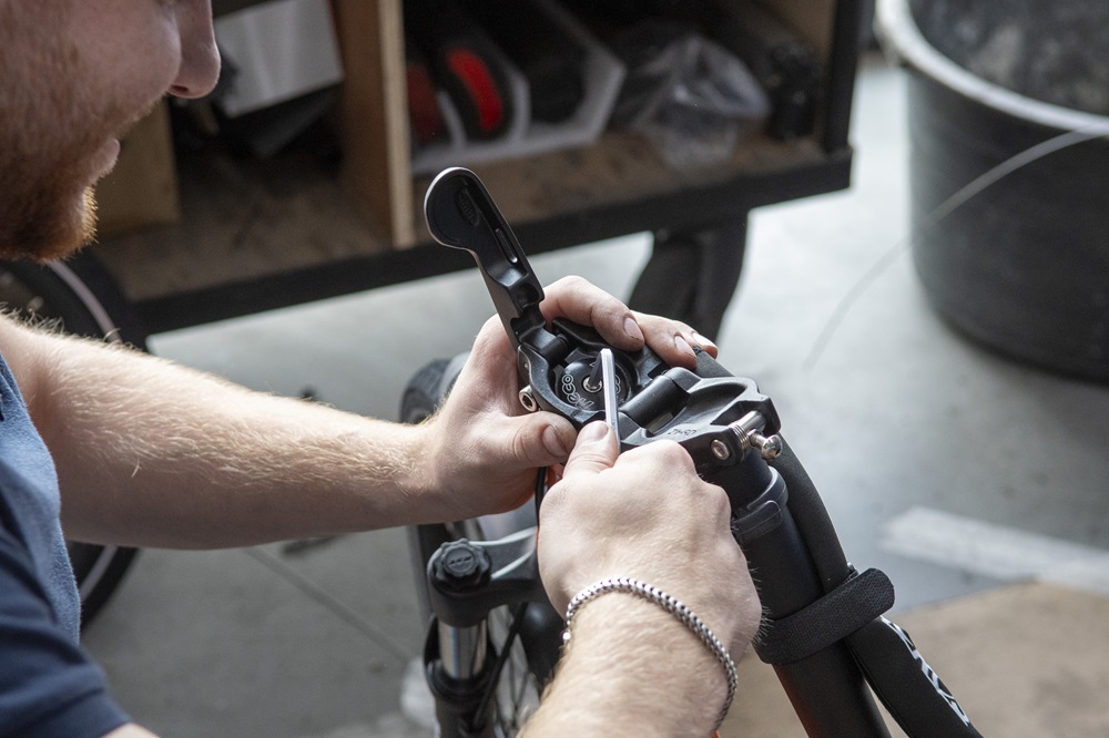 lacros, elektro-klapprader, kundendienst